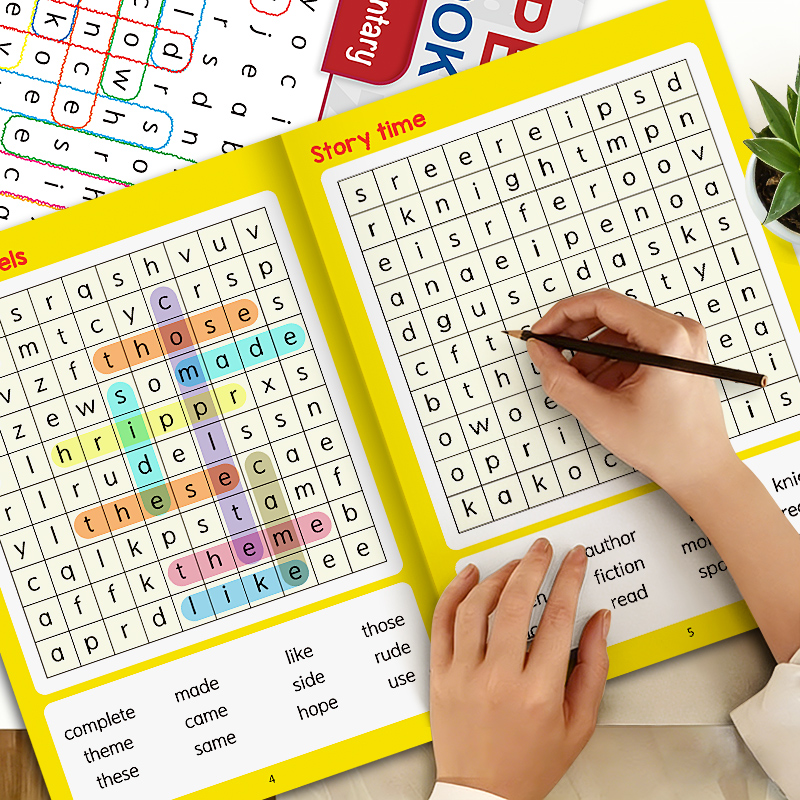 32-Page Word Search Game Book, - Party Games New Year recensione e prezzo